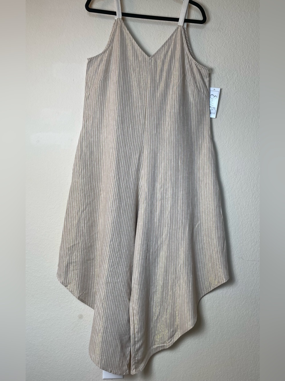 Everlily Cream Gold Pinstripe Asymmetrical Romper Size Medium NWT